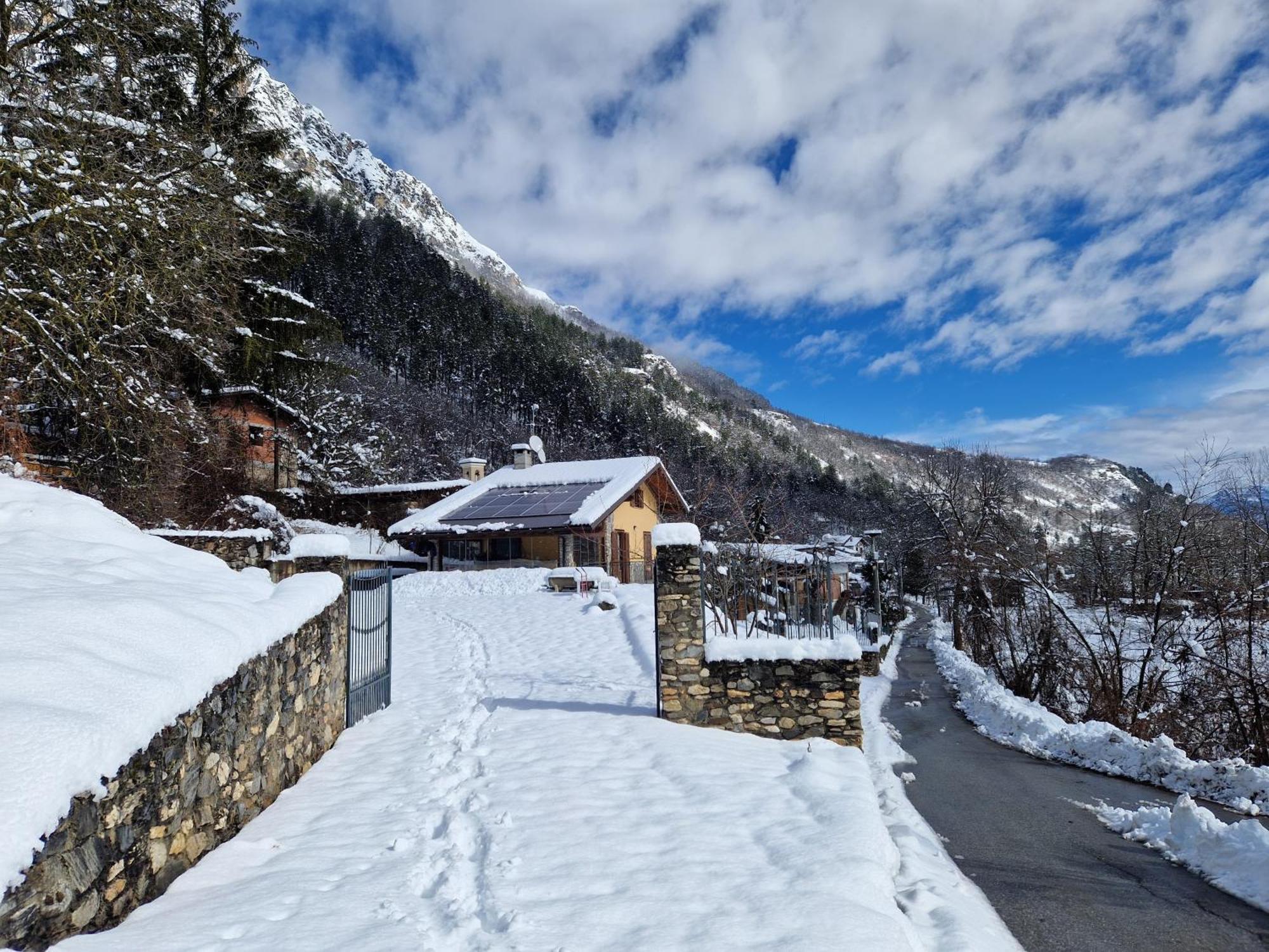 Aisone Casa Di Montagna 아파트 외부 사진