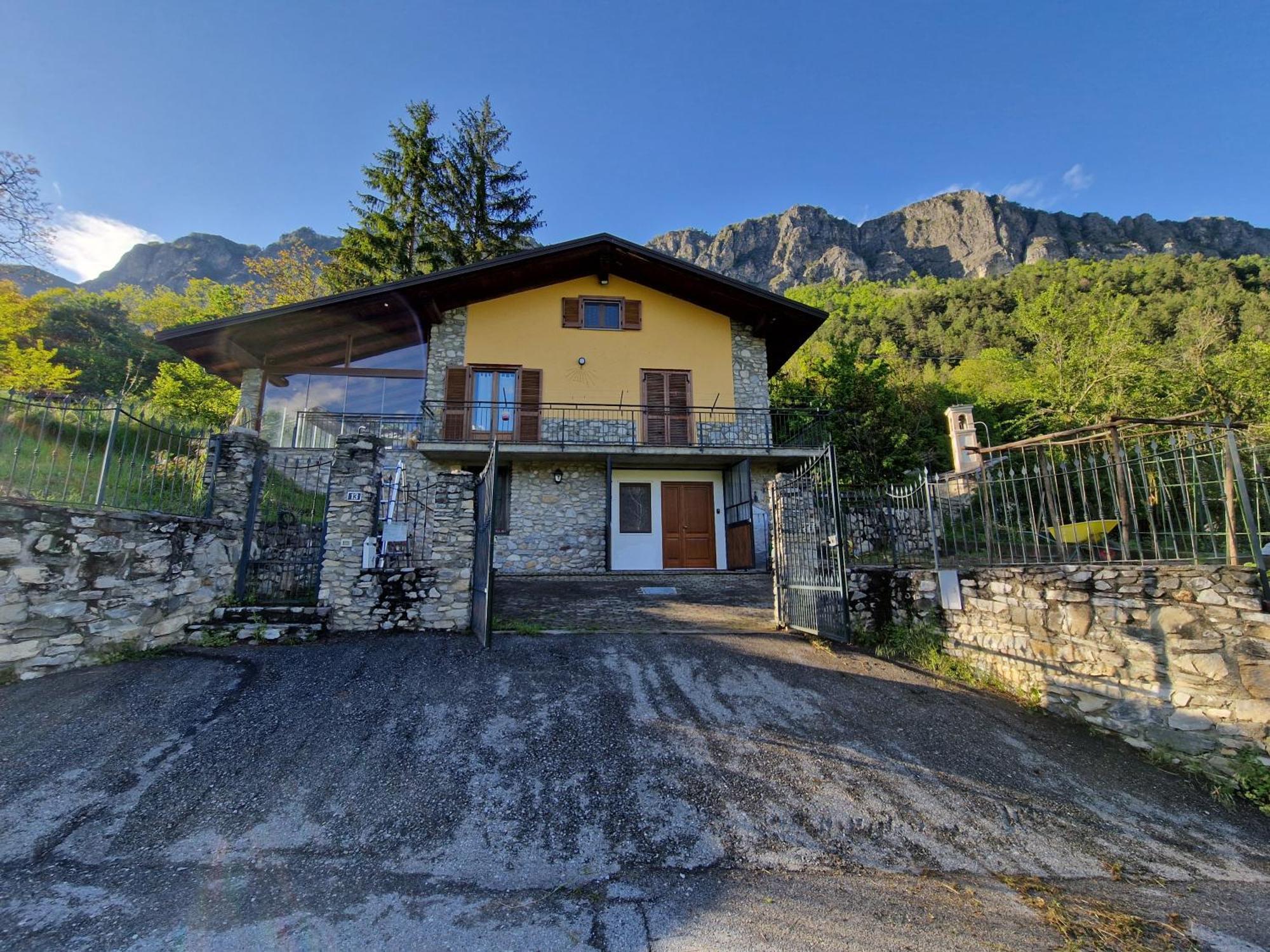 Aisone Casa Di Montagna 아파트 외부 사진